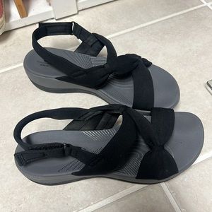 Clarks Cloudstepper Sandal